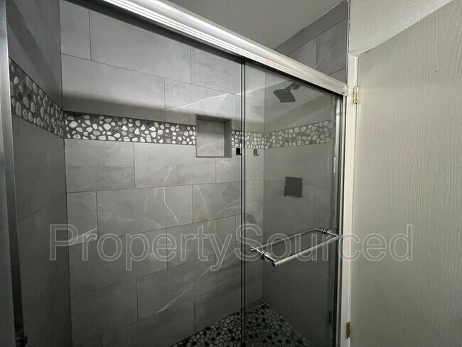 Building Photo - 1414 Pajaro Ave