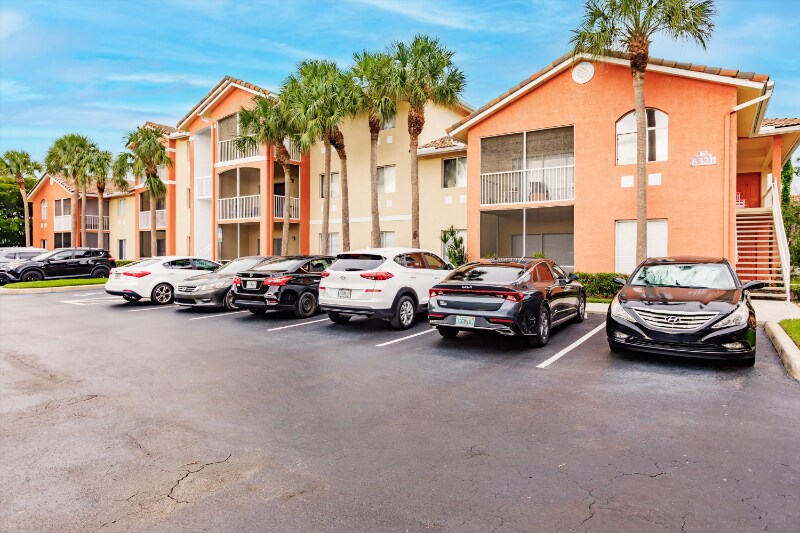 Building Photo - 6321 Aragon Way