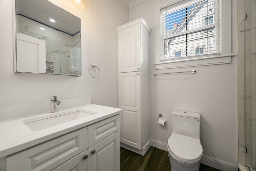 Building Photo - 153 Foster St