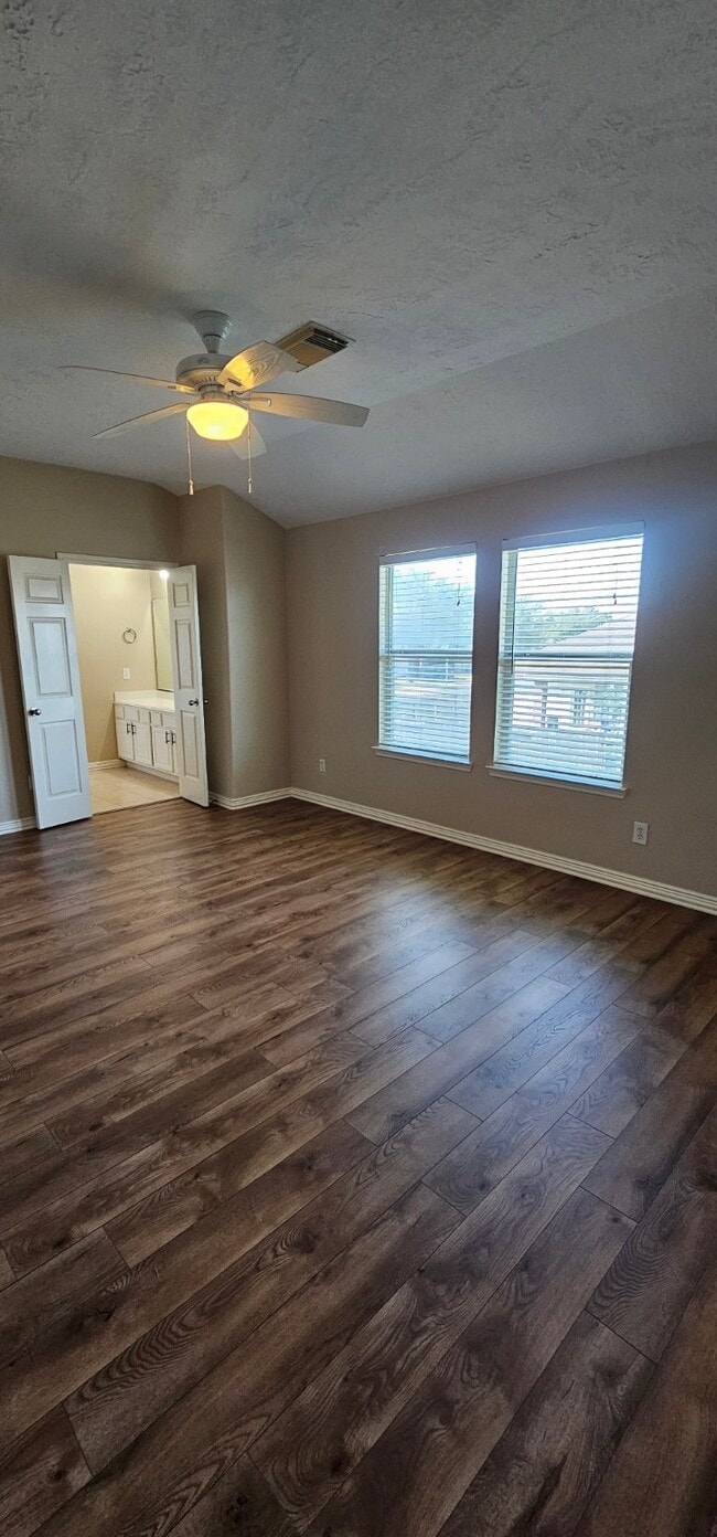 Building Photo - 5807 Laramie River Ct