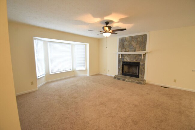 Primary Photo - 3 Bedroom, 2 Bath Home (NO PETS)