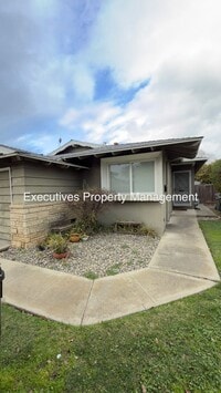 Building Photo - 3475 Payne Ave