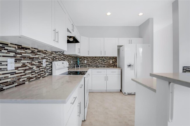 Building Photo - 1042 Bluewood Terrace