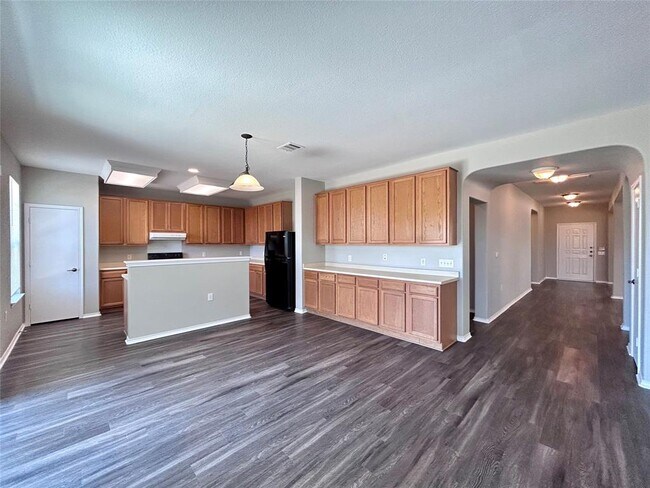 Building Photo - 8916 Ipswich Bay Dr