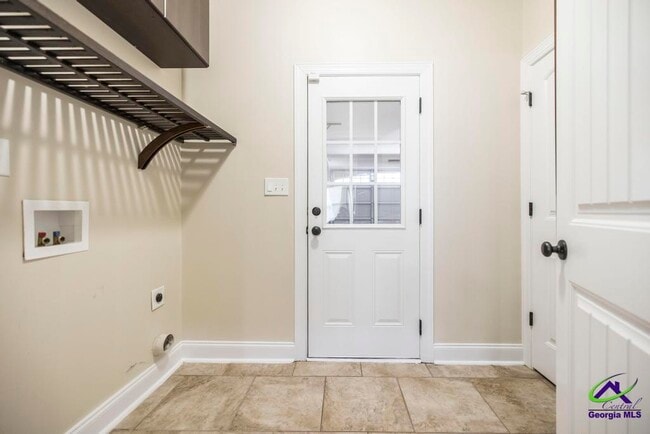 Building Photo - 103 Rushmore Pl