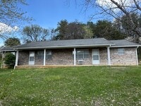Building Photo - Commanche Dr Duplex