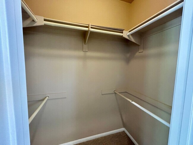 Building Photo - Upcoming! Move in Ready 7/25/26 Spacious 4 Bed/2.5 Bath Home Escondido