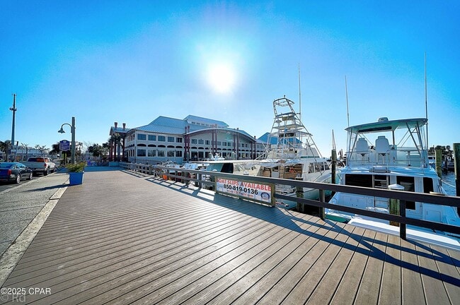 Building Photo - 2615 W 11th St