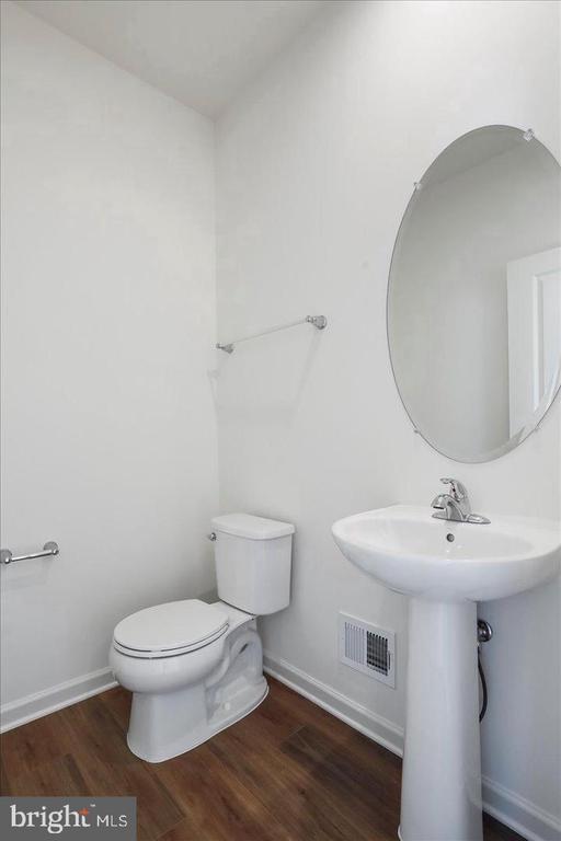 Building Photo - 64 Stafford Pl