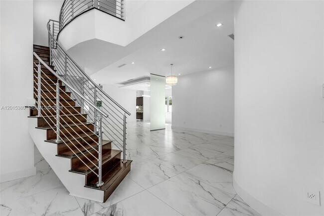 Building Photo - 8221 NW 34th St