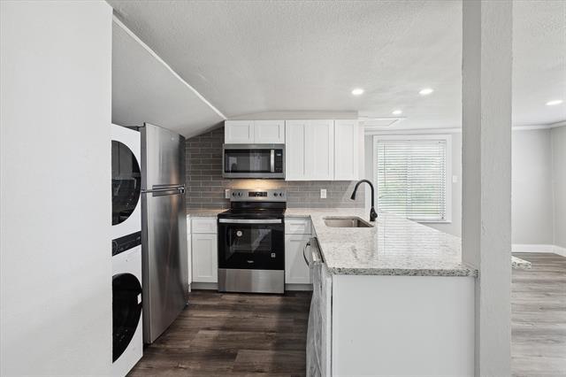 Building Photo - 3620 Stadium Dr