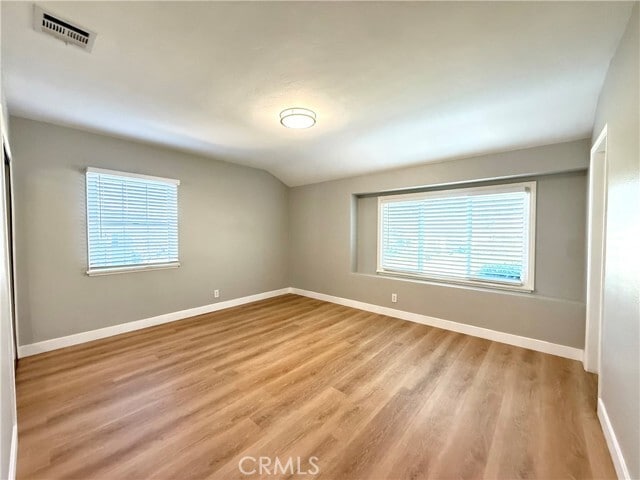 Building Photo - 414 University Ave