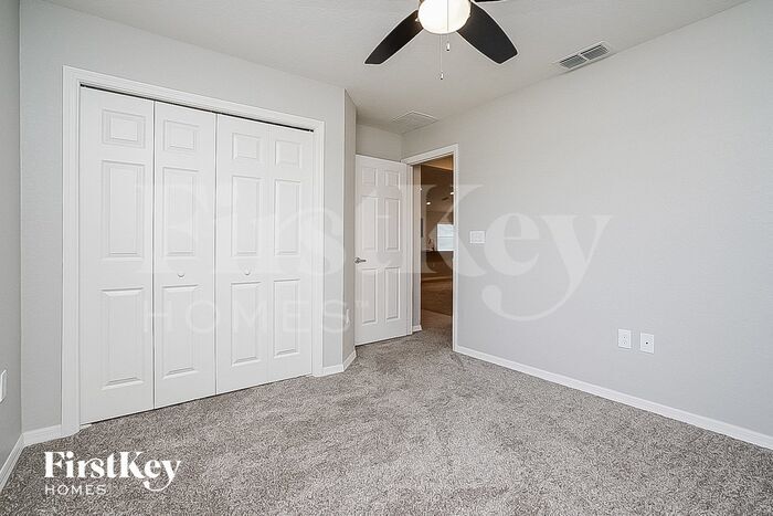 Building Photo - 3828 Sandhill Crane Dr