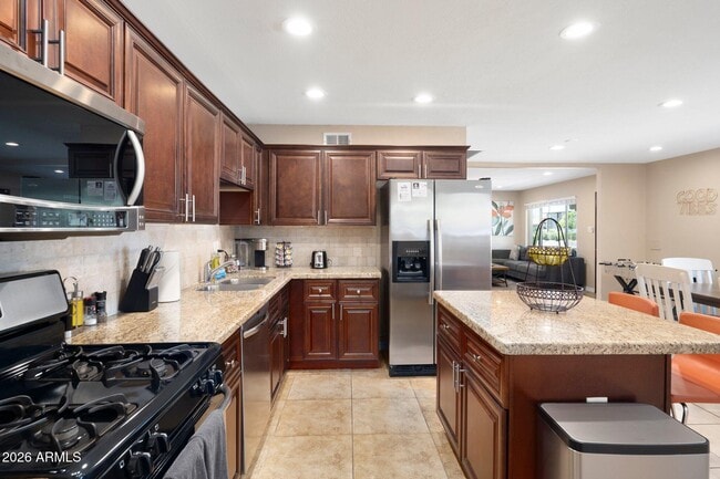 Building Photo - 8201 E Montecito Ave