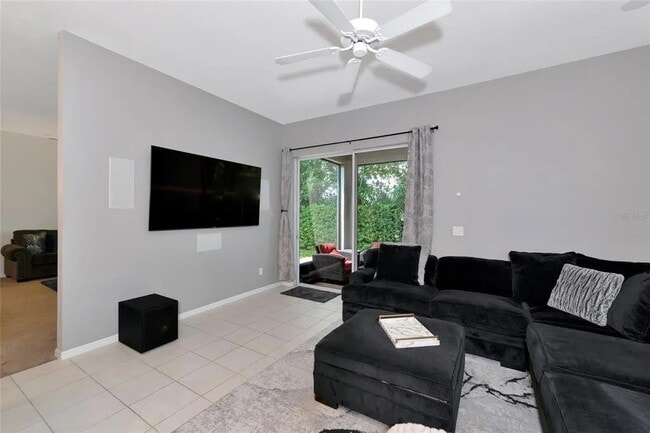 Building Photo - 412 36th St NE