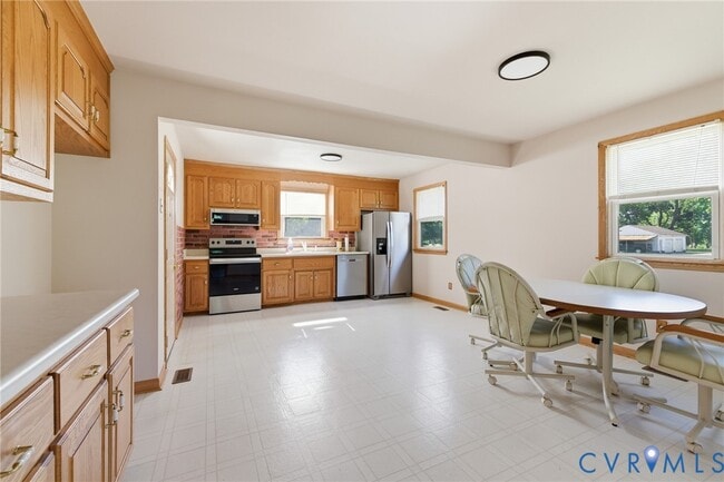 Building Photo - 15219 Spruce Ave
