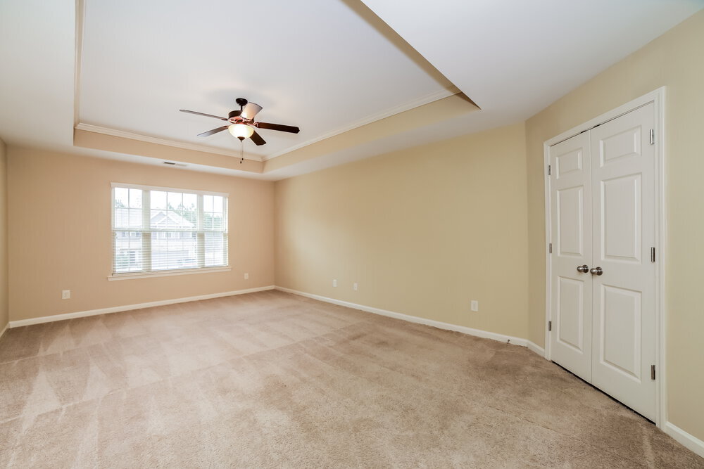Building Photo - 2090 Hydrangea Ln