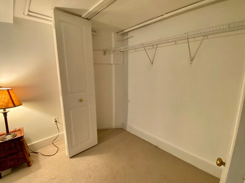 Building Photo - 32 Fairmont Ave