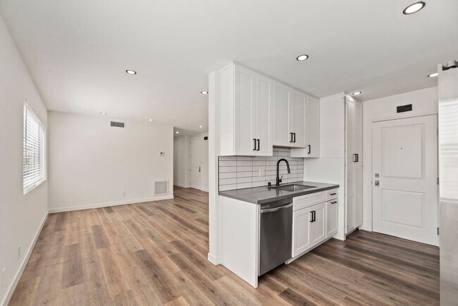 Interior Photo - 212 S Arnaz Dr
