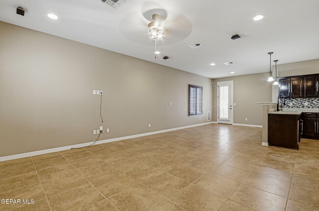 Building Photo - 14208 Poets Rock Ln