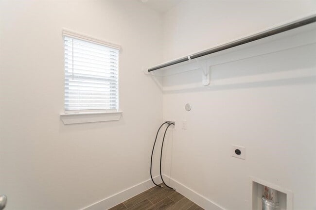 Building Photo - 17723 Tree of Heaven