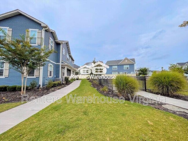 Building Photo - 1713 Dresdon Ln