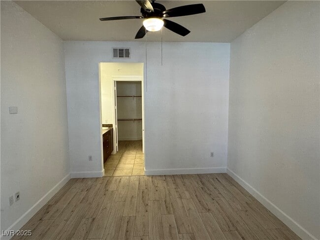 Building Photo - 38 E Serene Ave