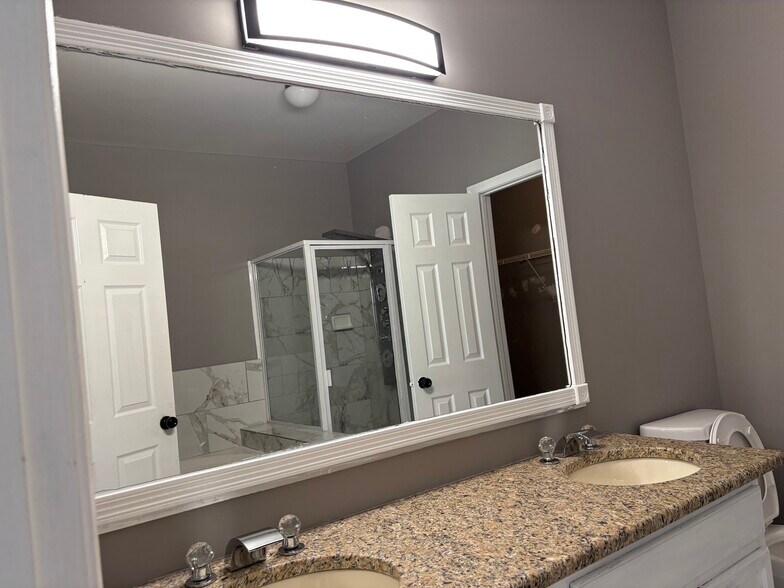 Building Photo - 7416 Hindon Cir