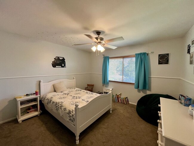 Building Photo - Beautiful 4 bed 2.5 bath in Hampden neighborhood!