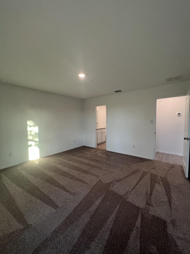 Building Photo - 14823 Brandy Bnd