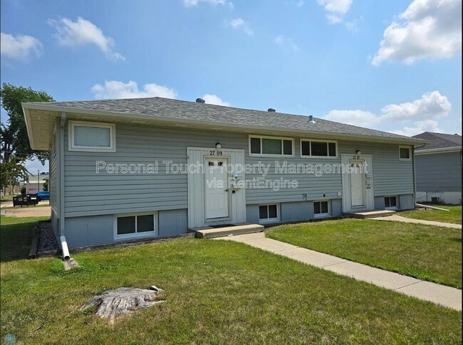 Building Photo - 2709 9th St N