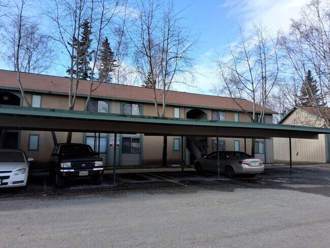 Building Photo - 3061 Lois Dr