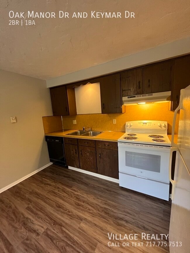 Building Photo - 176 Oak Manor Dr