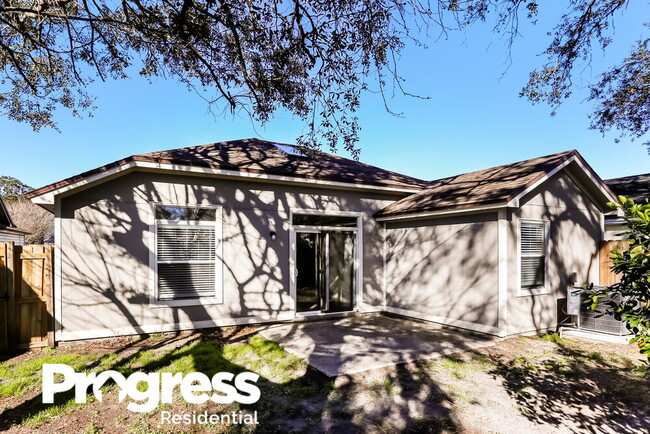 Building Photo - 888 Majestic Cypress Dr N