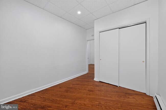 Building Photo - 1438 S 13th St