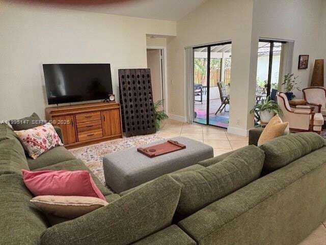 Building Photo - 2158 Baton Rouge