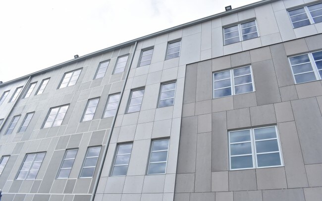 Primary Photo - Trianon Lofts