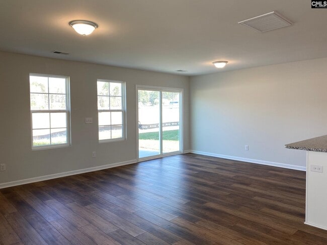 Building Photo - 386 Keeble Dr