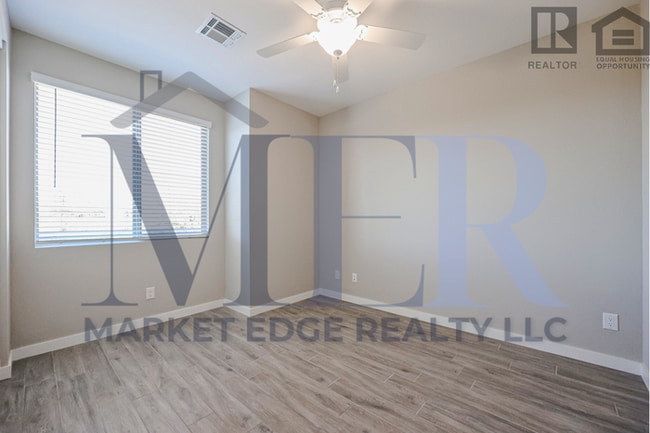 Building Photo - 3bed/2bath Home in North Scottsdale! $199 ...