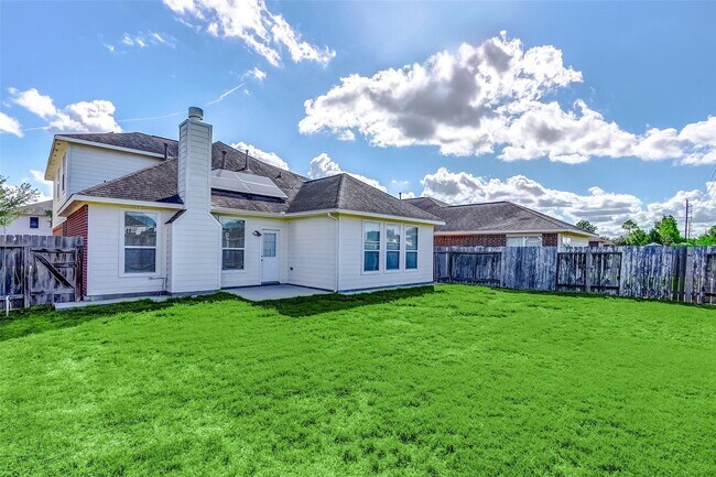 Building Photo - 2610 Argos Dr