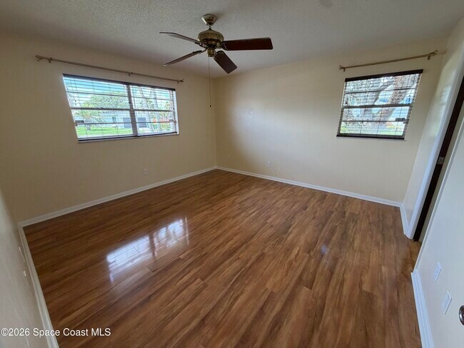 Building Photo - 232 Terrace Shores Dr