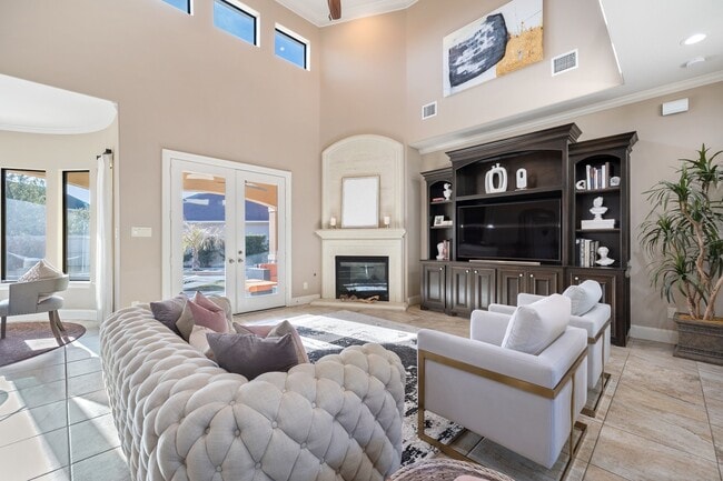 Building Photo - 21603 Christopher Lake Ct