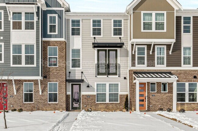 Building Photo - 7314 W County Rd 600 N