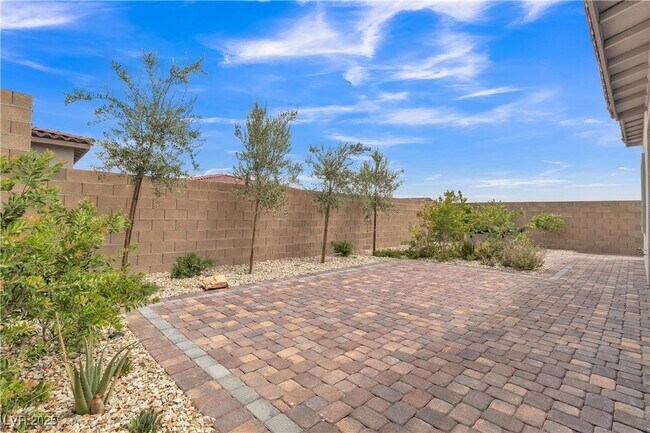 Building Photo - 11634 Peregrine Pt Ct