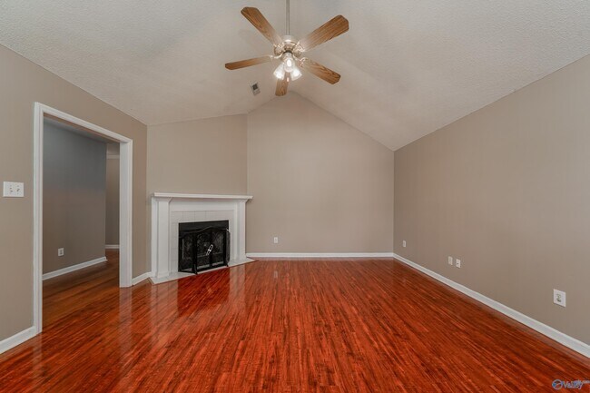 Building Photo - 117 Claytor Ln