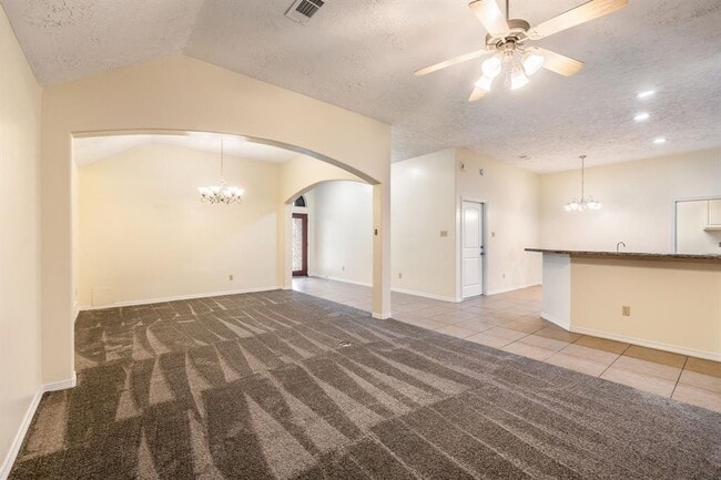 Building Photo - 10459 Parkside Dr