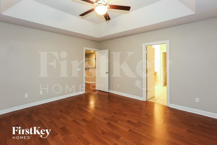 Building Photo - 4801 Brownes Ferry Rd