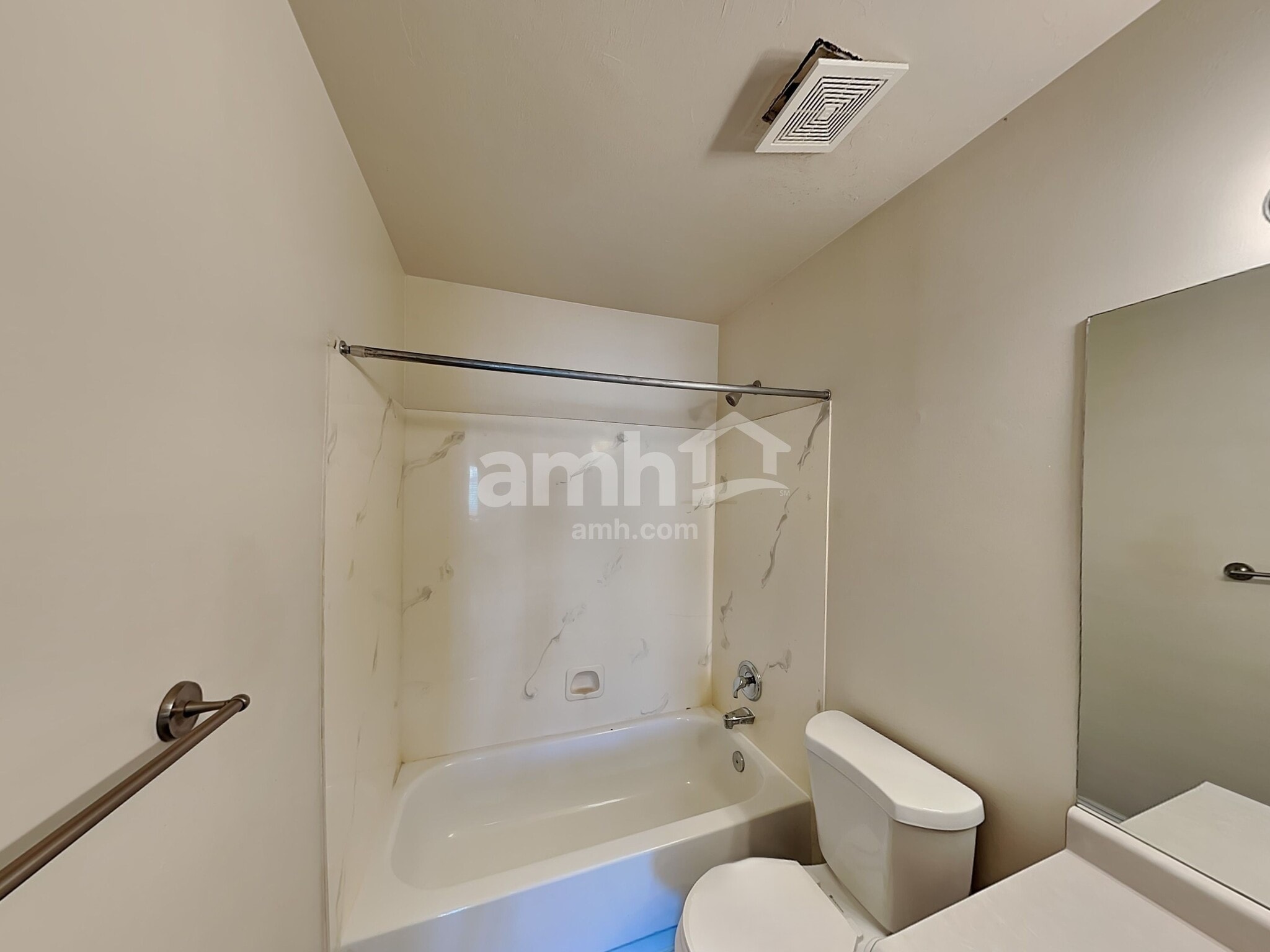 Building Photo - 6083 S 6070 W