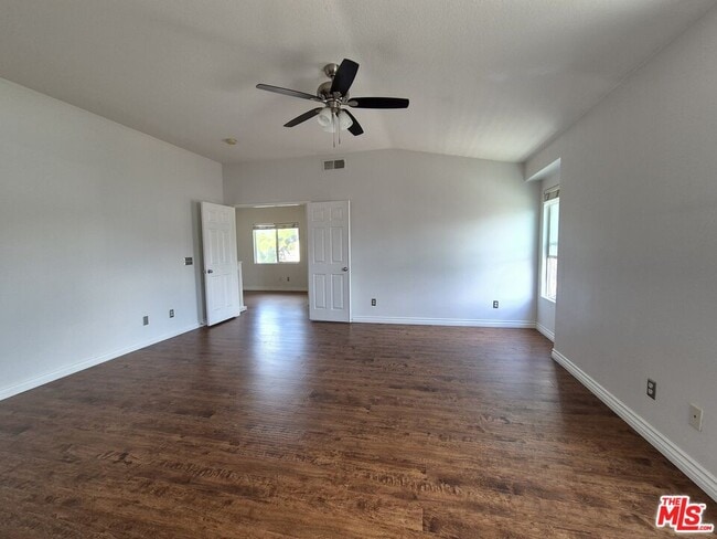 Building Photo - 7637 Pinot Pl