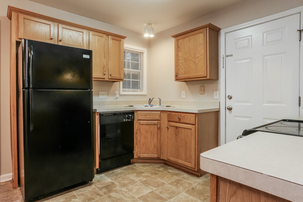 Building Photo - 9490 Pebble Creek Ct